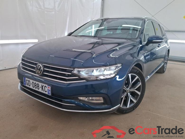 Volkswagen 2.0 TDI 150 SCR DSG7 SW LOUNGE VOLKSWAGEN Passat SW / 2019 / 5P / Break 2.0 TDI 150 SCR DSG7 SW LOUNGE
