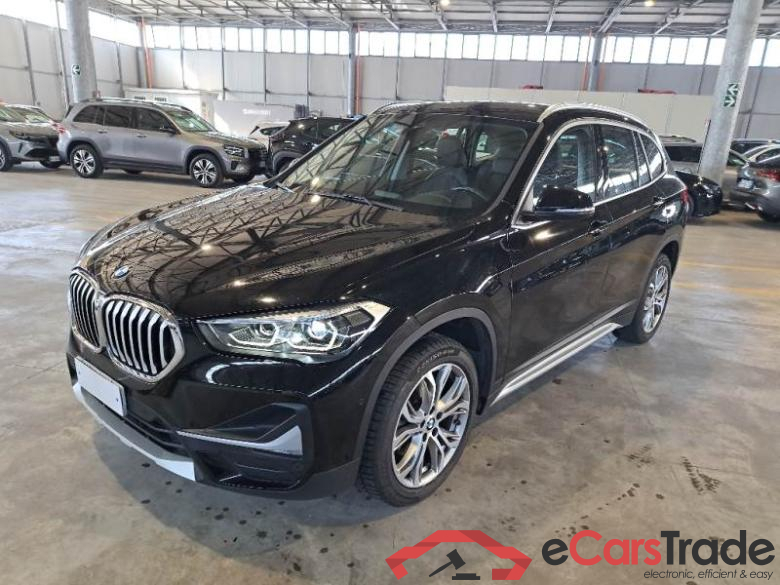 BMW 17 BMW X1 / 2019 / 5P / SUV SDRIVE 18D XLINE