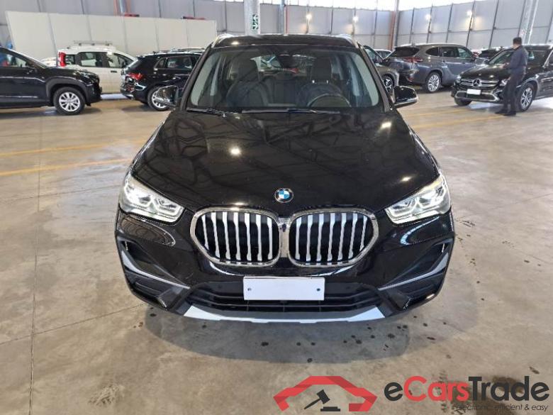 BMW 17 BMW X1 / 2019 / 5P / SUV SDRIVE 18D XLINE #6