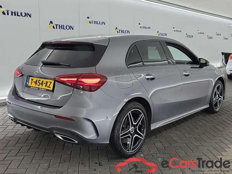 MERCEDES-BENZ A-klasse A 250 e DCT AMG Line 5D 160kW #3