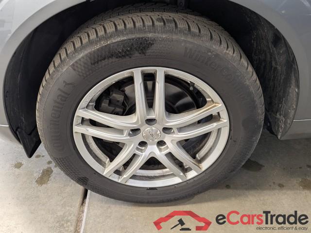 Volvo XC60 ´17 XC60 Momentum Pro 2WD 2.0 D4 140KW AT8 E6dT #6