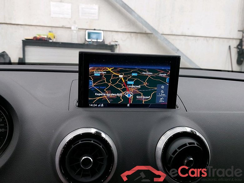 Audi A3 SB 1.6 30 TDI LED-Xenon Navi Sport-Leather Klima PDC ... #4