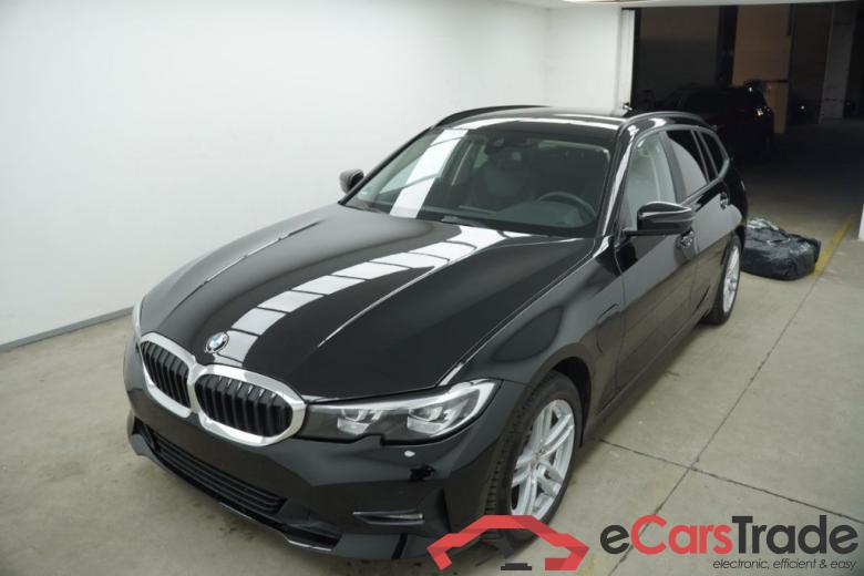BMW 3-Serie Touring ´18 Baureihe 3 Touring 330 e Advantage 2.0 185KW AT8 E6d #1