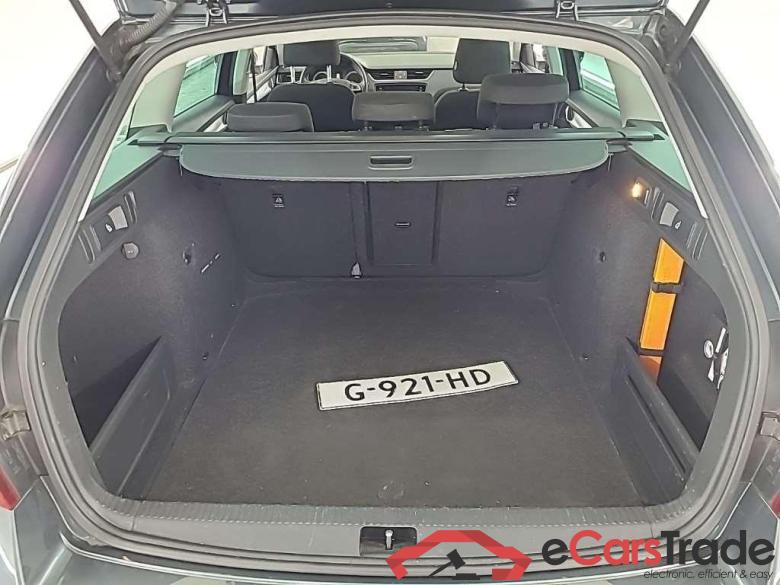SKODA Octavia Combi 1.0 TSI Ambition Business DSG 5D Athlon Edition #5