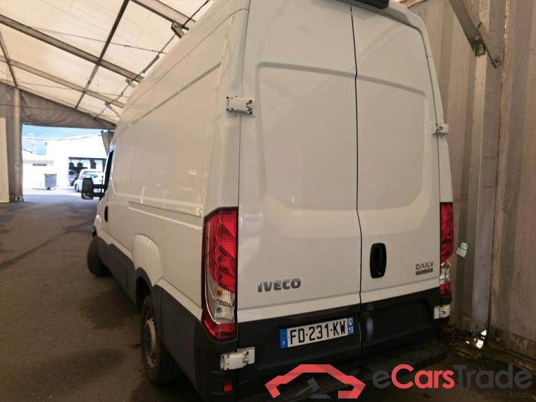 Iveco 2.3 35S16A8 V13 H3 3520L IVECO Daily VU 4p Fourgon 2.3 35S16A8 V13 H3 3520L #2