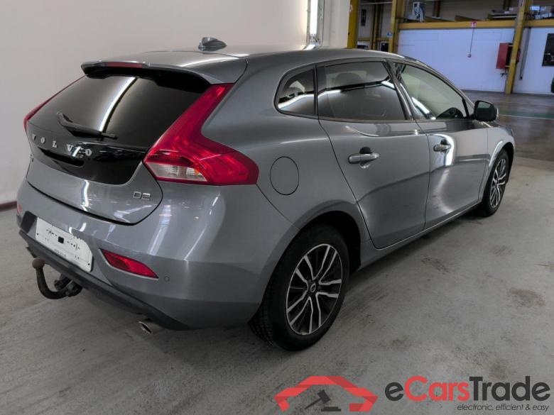 VOLVO V40 DIESEL - 2016 2.0 D2 Black Edition Gear.AdBlue(EU6d-T. Winter Style Climate Comfort #4