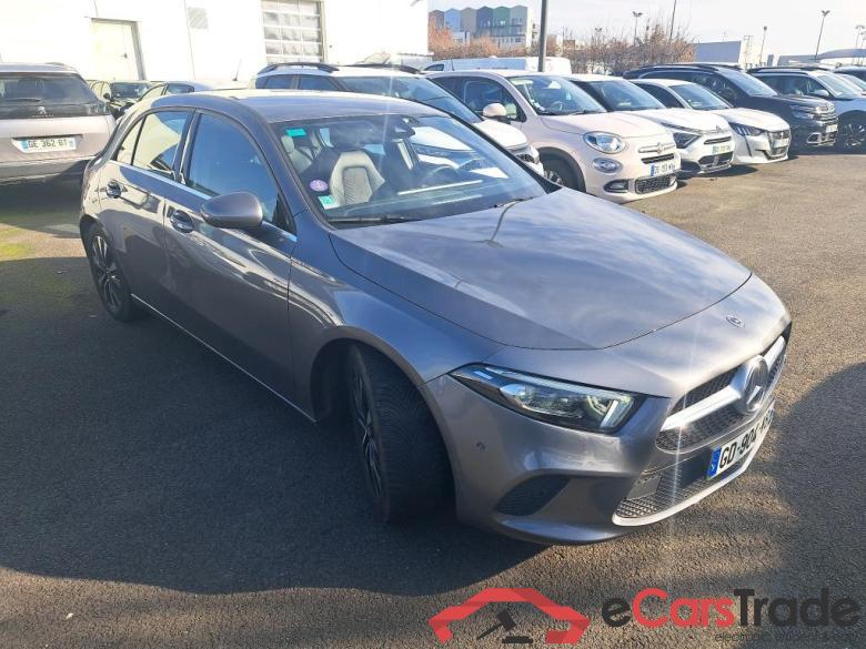 Mercedes A 180 Business Line MERCEDES-BENZ Classe A Compact / 2018 / 5P / Berline A 180 Business Line #4