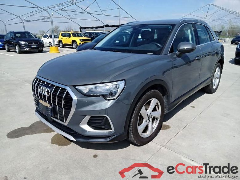 Audi 35TDIBUSADV AUDI Q3 / 2018 / 5P / SUV 35 TDI S TRONIC BUSINESS ADVANCED #1