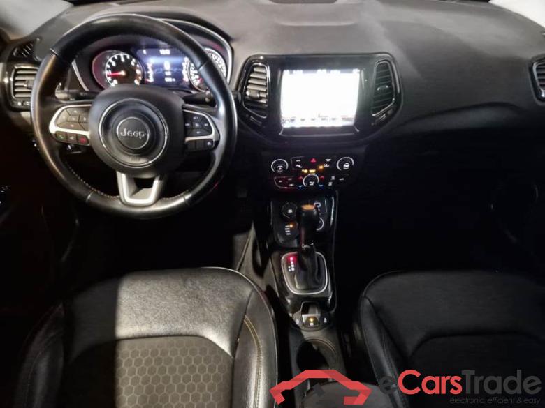 Jeep 28 JEEP COMPASS / 2017 / 5P / SUV 2.0 MJET II 103KW LIMITED 4WD AUTO #3