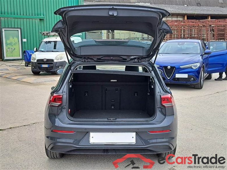 Volkswagen 35 VOLKSWAGEN GOLF / 2019 / 5P / BERLINA 2.0 TDI SCR 85KW LIFE DSG #5