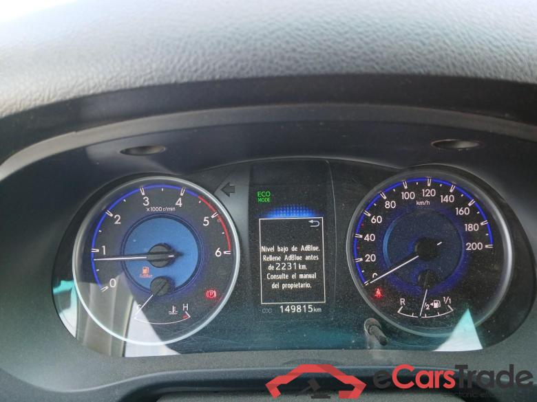 Toyota 2.4 D-4D Cabina Doble VX TOYOTA Hilux / 2016 / 4P / pickup 2.4 D-4D Cabina Doble VX #4