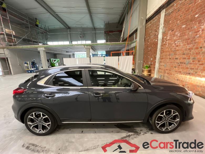 KIA XCeed 1.6 CRDi 136 MHEV DCT More 5d #4