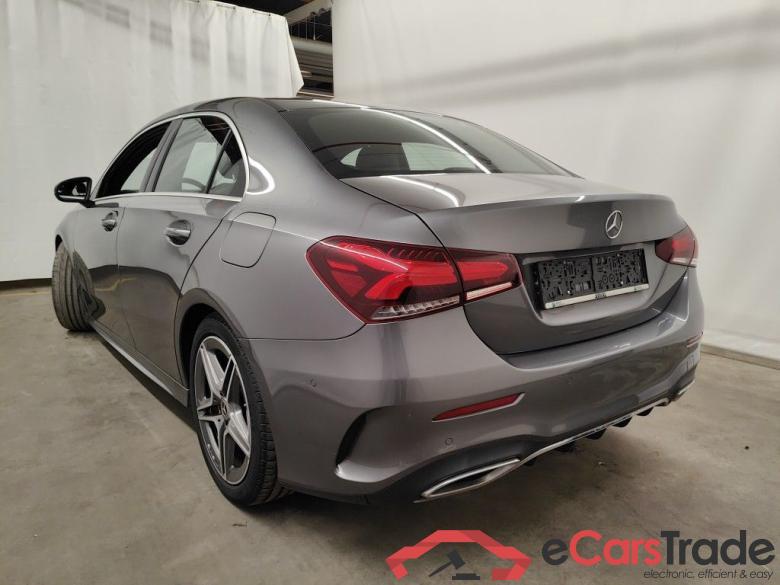 Mercedes-Benz A-Klasse Limousine A 180 d DCT Launch Edition 4d #3