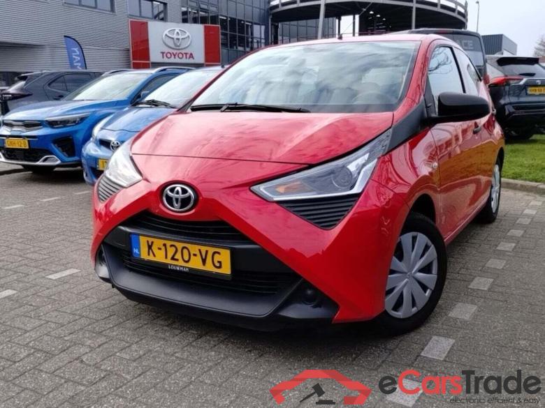 TOYOTA Aygo 1.0 VVT-i x #1