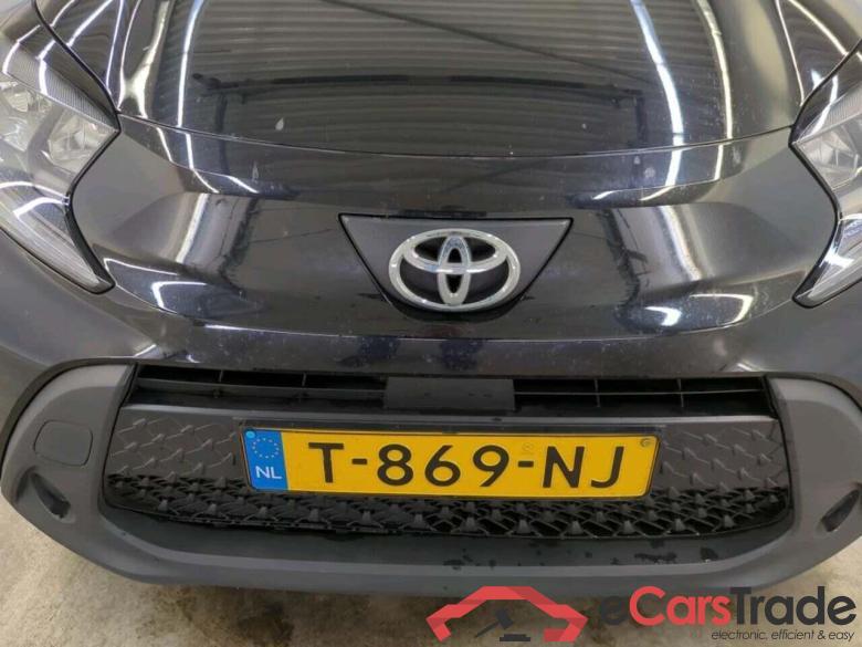 TOYOTA Aygo X 1.0 VVT-i MT Play #4