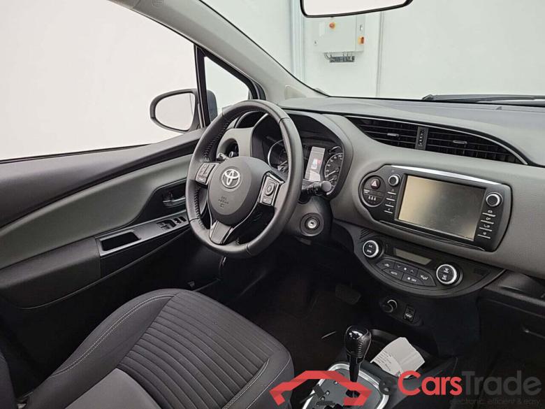 TOYOTA Yaris 1.5 Hyb. Active CVT #3