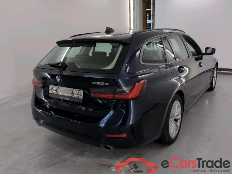 BMW 3 TOURING - 2019 330eA PHEV Business Plus #4