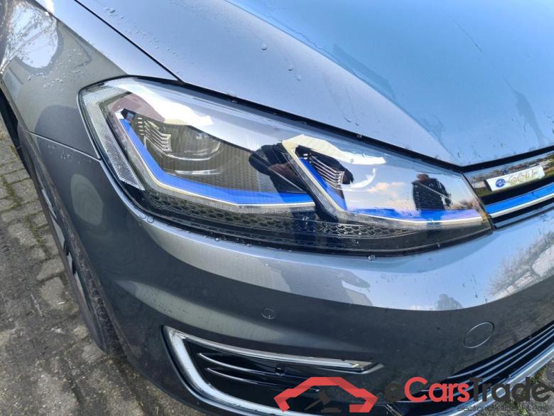 VOLKSWAGEN e-Golf  #4