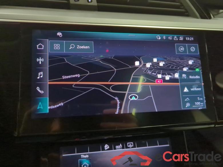 AUDI e-tron  #2