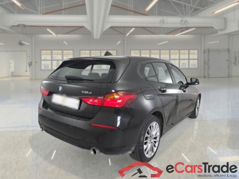 BMW 18 BMW SERIE 1 / 2019 / 5P / BERLINA 118D BUSINESS ADVANTAGE #2
