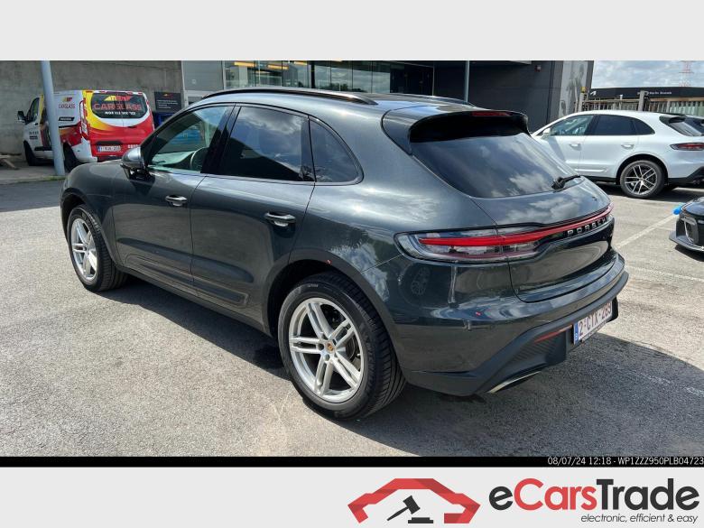 PORSCHE Macan Macan (MY23) #3