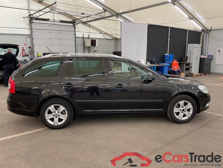 SKODA Octavia Combi O COMBI A5 AMBI 1,6CR 77KW 105CV 5V DPF #6