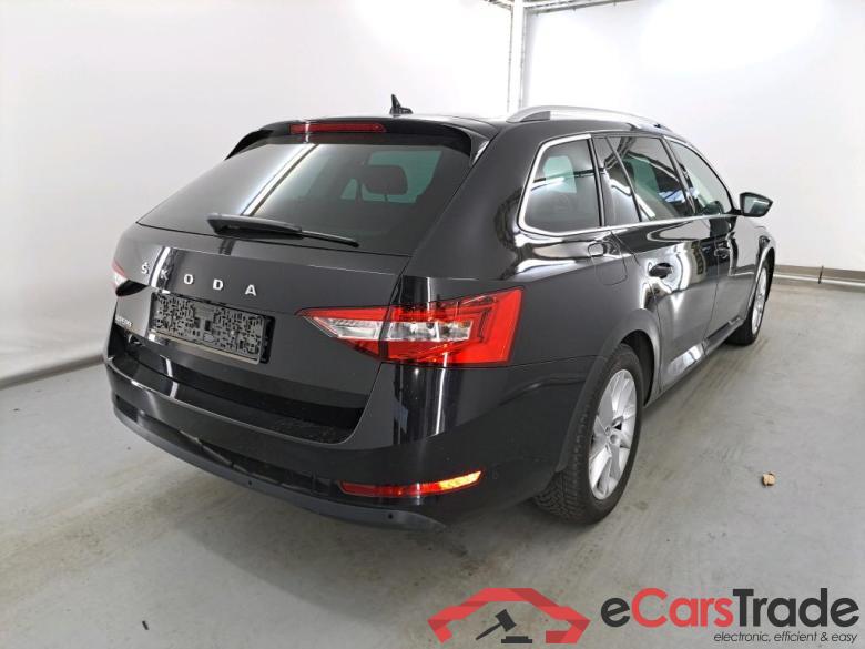 SKODA SUPERB COMBI 2.0 CRTDI 110KW CLEVER+ STYLE PREMIUM II #4