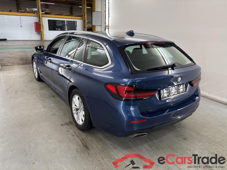 BMW 5 SERIES TOURING 2.0 520D 120KW TOURING AUTO Business Driving &  Parking Assistant #3