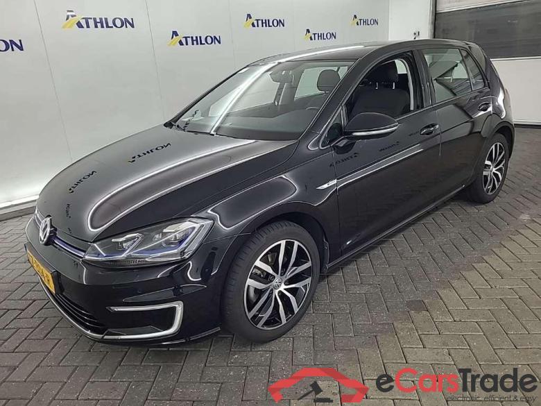 VOLKSWAGEN GOLF e-Golf auto 5D 100kW Athlon Edition 17 inch #1