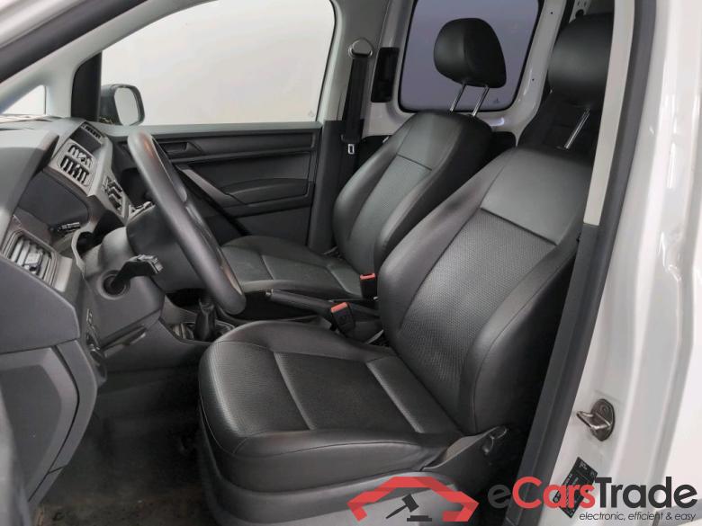 VOLKSWAGEN CADDY MAXI DIESEL - 2015 2.0 TDi SCR Conceptline (EU6.2) Transfo Van #5