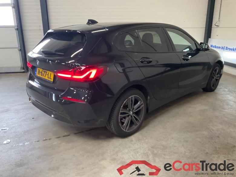 BMW 1-serie 118i Executive Ed. #3