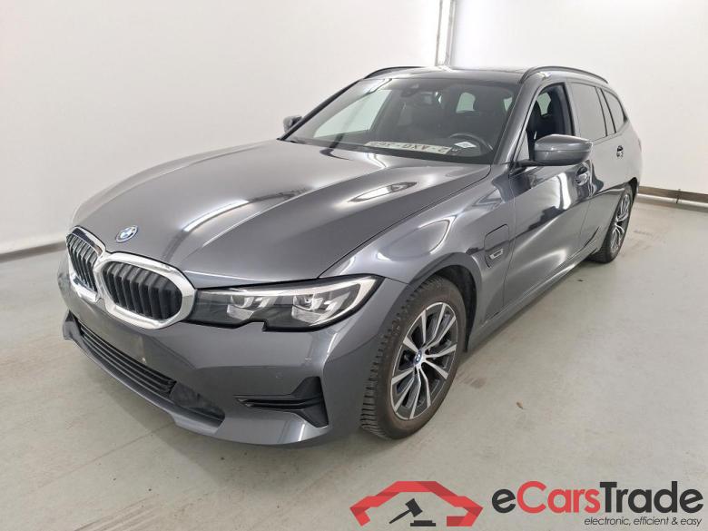 BMW 3 SERIES TOURING 2.0 330E (215KW) TOURING Comfort Business Plus Mirror Travel #1