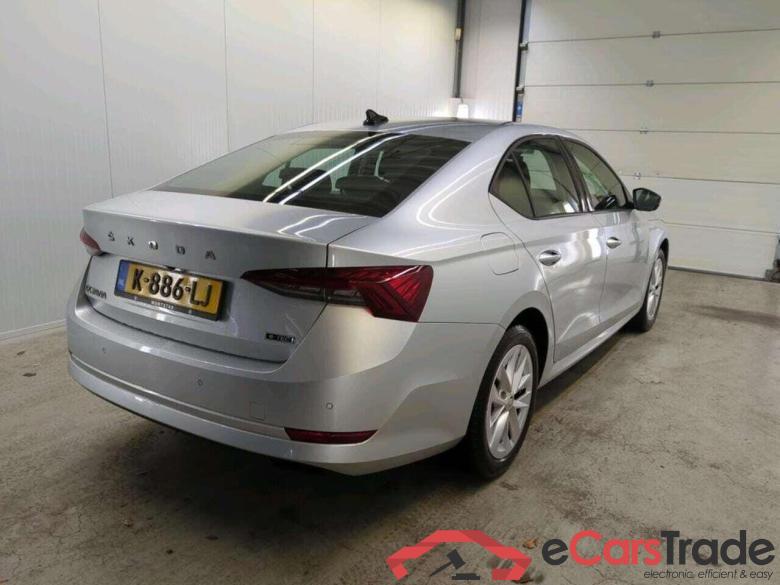 SKODA Octavia 1.0 e-TSI BnsEdition #2