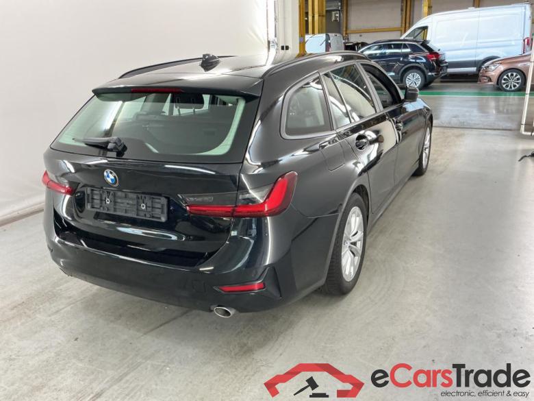 BMW 3 SERIES TOURING 2.0 318DA (100KW) TOURING Business Model Advantage Storage Mirror #4