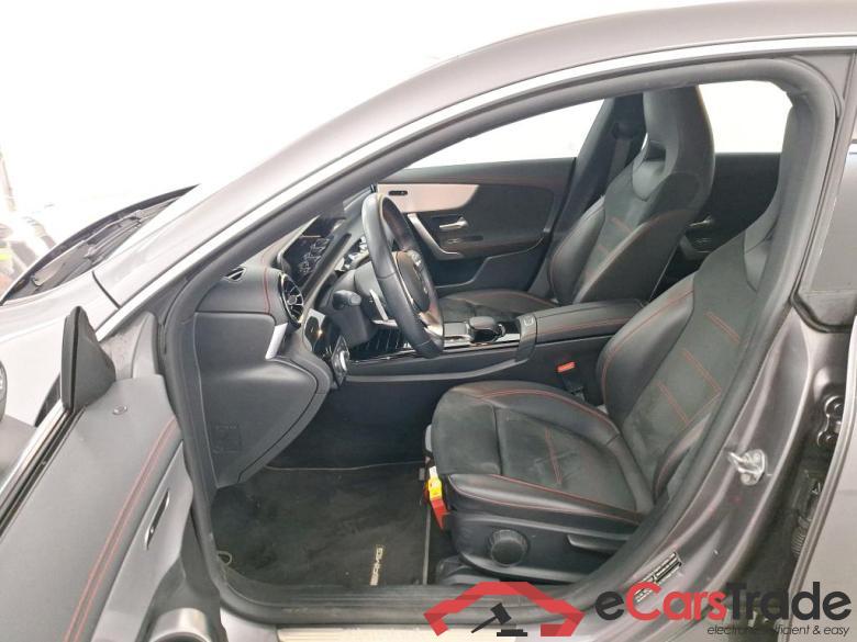 MERCEDES-BENZ CLASSE CLA SHOOTING BRAKE DIES CLA 180 d Business Solution Touchpad AMG Line #5