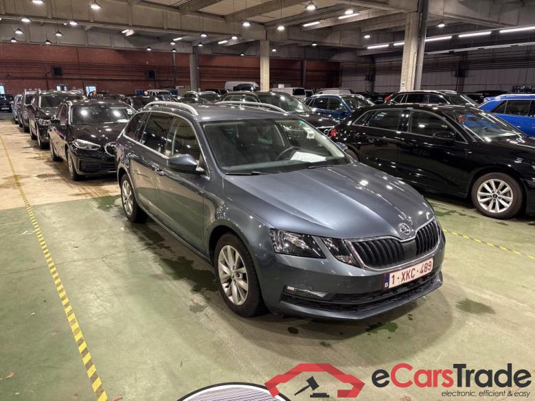 SKODA OCTAVIA COMBI DIESEL - 2017 1.6 CR TDi Ambition #2
