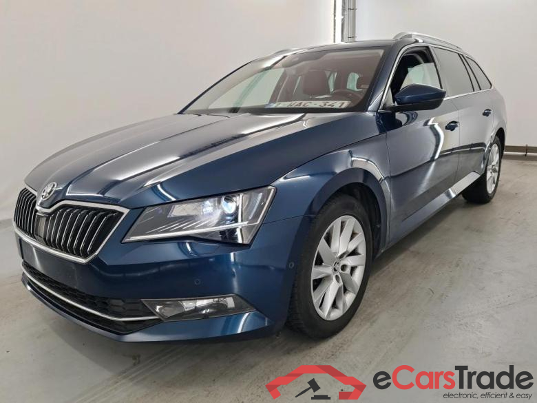 SKODA SUPERB COMBI 1.6 CRTDI 88KW DSG7 STYLE rnSTYLE PREMIUM II
