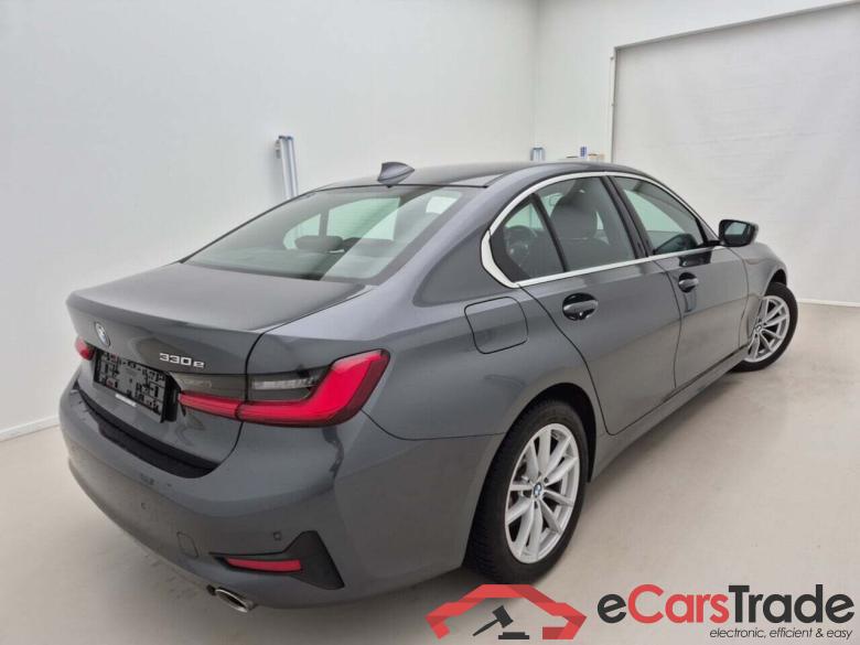 BMW 3 SERIE BERLINE 2.0 330E AUT #2