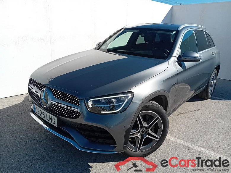 Mercedes GLC 300 de 4MATIC (AC) Clase GLC GLC 300 de 4Matic (253.911)AMG 2.0 AMG Line 305CV AT9 E6d #1