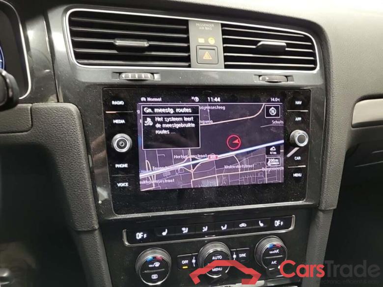 VOLKSWAGEN e-Golf E-DITION #6