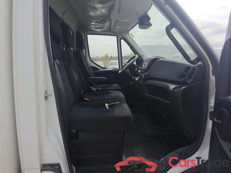 Iveco 35C 14 3750 IVECO Daily / 2014 / 2P / chasis cabina 35C 14 3750 #6