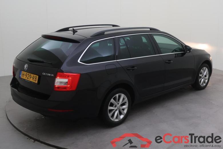 SKODA Octavia Combi 110 kW #5