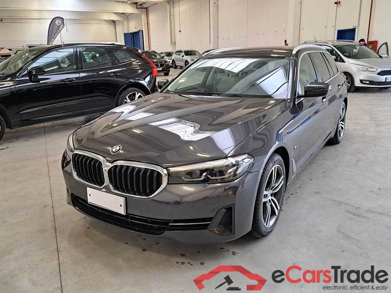 BMW 4 BMW SERIE 5 / 2020 / 5P / STATION WAGON 520D XDRIVE BUSINESS AUTO MH48V TOURING