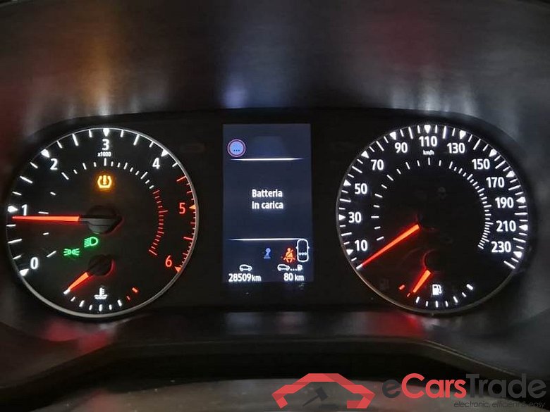 Renault EVOLUTION RENAULT CLIO / 2019 / 5P / BERLINA 1.5 DCI BLUE 74KW EVOLUTION #4