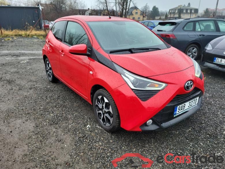 Toyota  Aygo X (12.2021->) Aygo 1.0 VVT-i x-play 5d #3