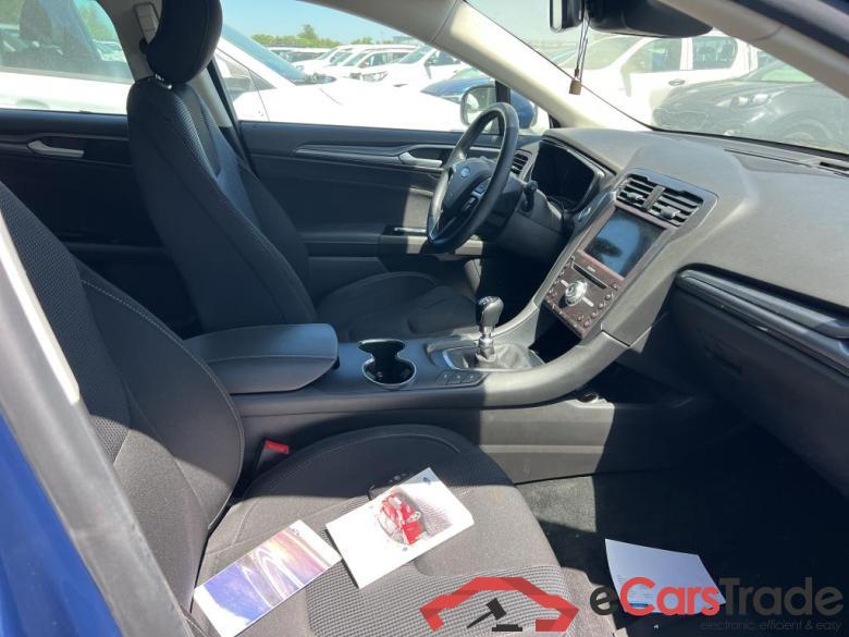Ford 2.0 TDCi 110kW (150CV) Titanium FORD Mondeo / 2014 / 5P / berlina con portón 2.0 TDCi 110kW (150CV) Titanium #6