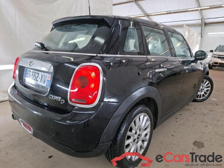 Mini Cooper D Finition Chili 116 ch MINI Mini 5p Berline Cooper D Finition Chili 116 ch #3