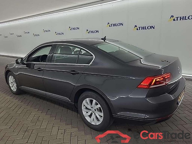 VOLKSWAGEN PASSAT 1.6 TDI 88kW Comfort Business 7-DSG 4D #4