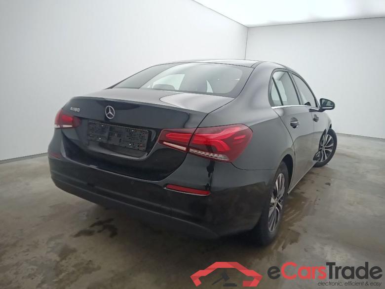 MERCEDES CLASSE A SEDAN (V177) A 180 136 Business Solution (EU6AP) 4d #5