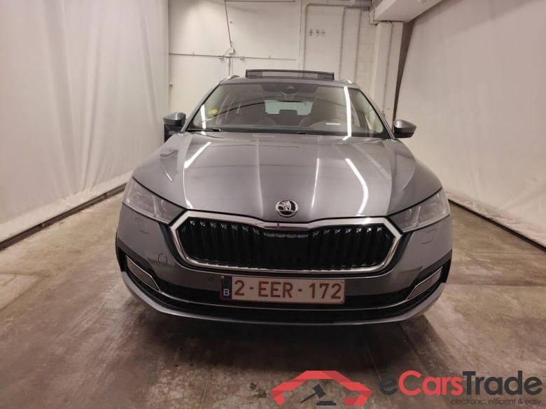 Skoda Octavia Combi 2.0 CRTDI 110kW DSG7 Clever+ 5d #1